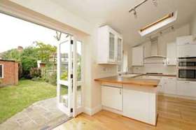 3 bedroom Detached t...